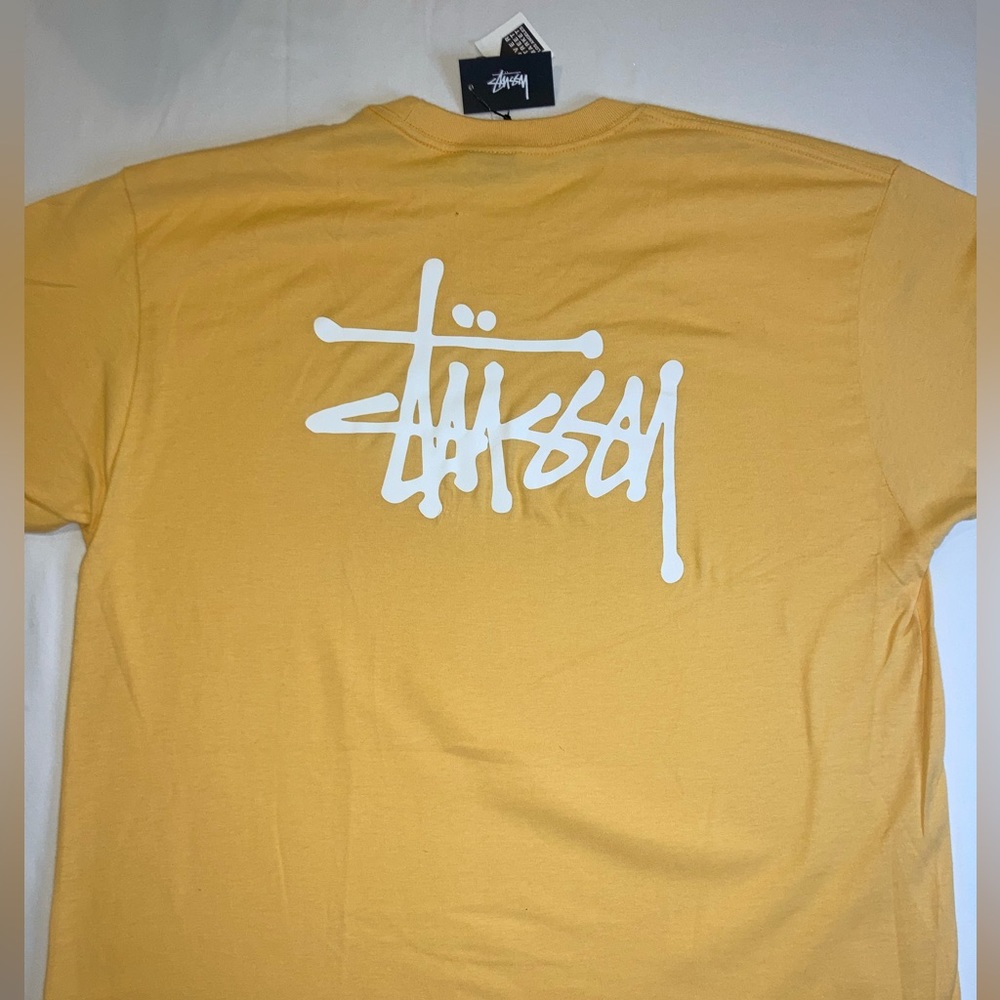 BRAND NEW - Stussy logo tee shirt